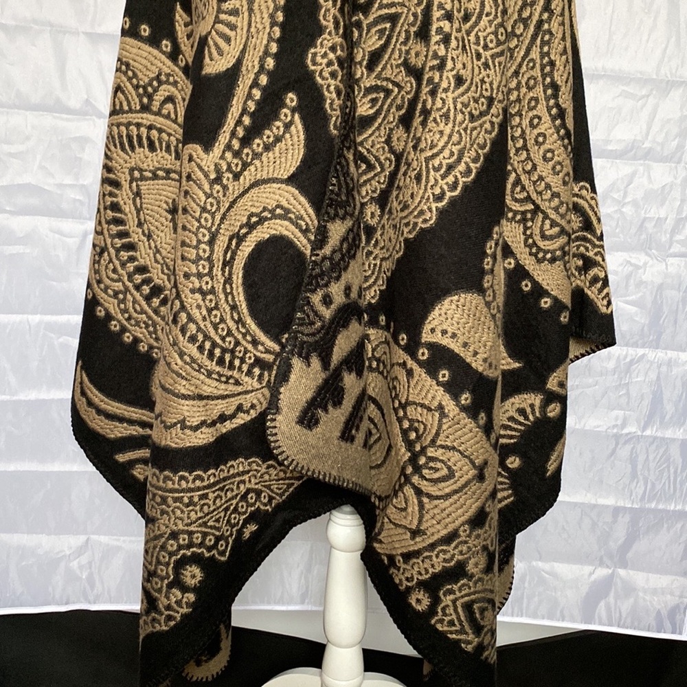 👉 NEW!Coverup  Jacquard  Poncho Reversible BrownBlack Cute Super Soft Styl… - Picture 9 of 10